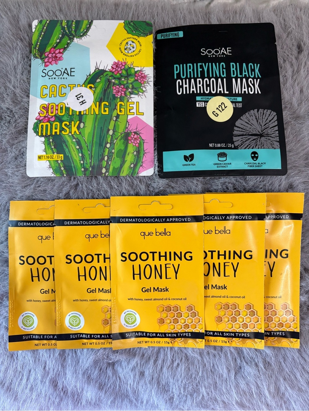 6 Soothing Gel Masks & 1 Purifying Charcoal Mask